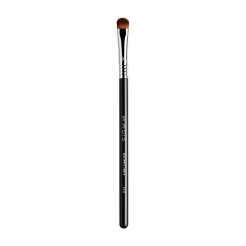Sigma Beauty Professional E57 Firm Shader Brush, Vegan Eyeshadow Brush for Intense Applications, 1 Brush