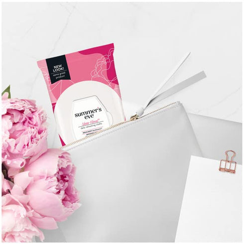 Summer's 32 (Pack 9) Eve Feminine Cleansing Cloths, Sensitive Skin, Sheer Floral ea