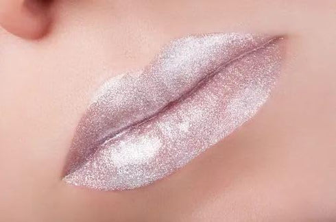 French Girl Le Lip Tint - Hydrating & Moisturizing Lip Balm for Sheer, Buildable Coverage, Vegan & Clean Formula