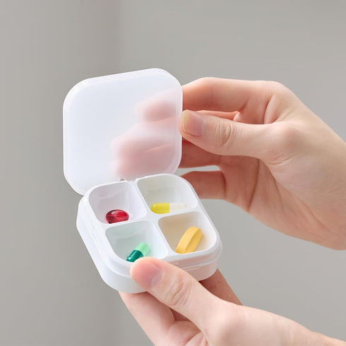 Pillbox 4 DEFI Smart | Bluetooth Pill Organizer, Travel Medication Organizer & Daily Pill Case, Portable Medicine