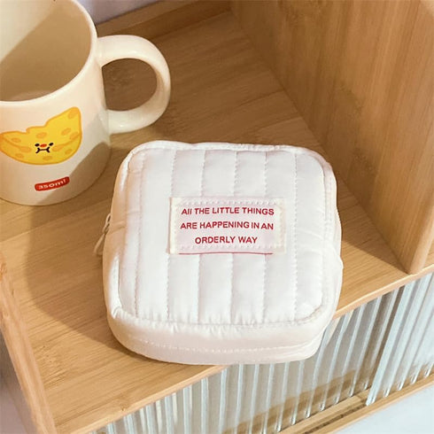 Small Makeup Bag - Quilted Travel Cosmetic Organizer in White Square Pouch with Zipper, Cute Toiletry Bag for Women