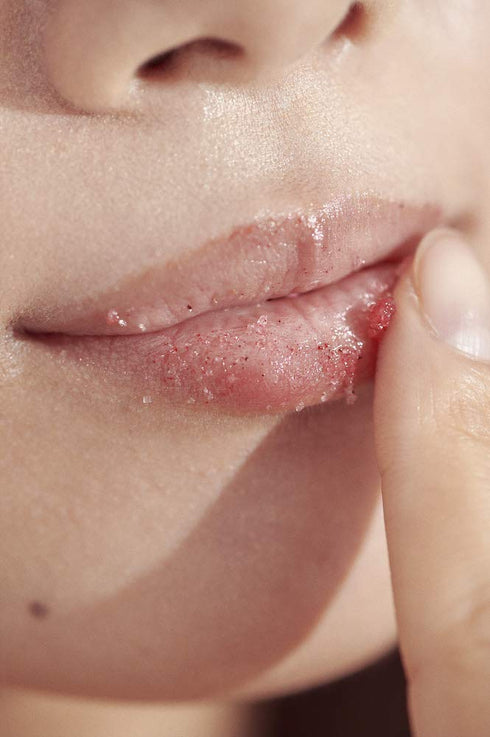 Henné Organics Natural and Organic Lip Exfoliator - Sugar Scrub with Rose Diamonds