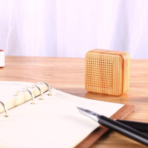 Weljoy Wood Grain Portable Diffuser for Essential Oils – Mini Size, Quiet, Waterless, Rechargeable Battery