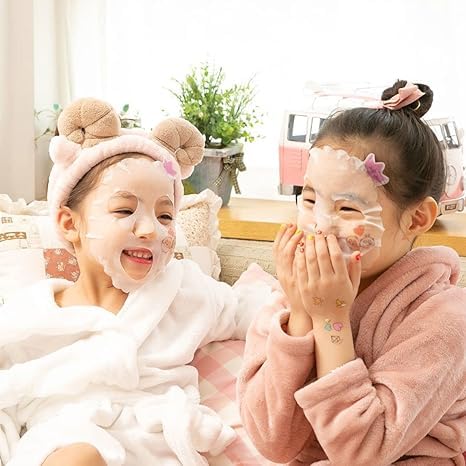 Real Fruit Facial Mask Sheet for Kids, 100% Cotton, Moisturizes, Soothes, Hydrates Skin (Strawberry - Pack of 5)