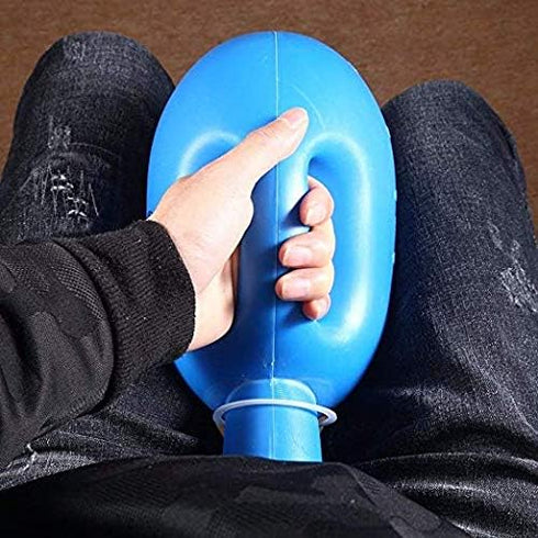 Urinals for Men, Spill Proof Portable Urine Bottle, 70 oz/2000 ml, Reusable Thick Plastic Pee Urinal
