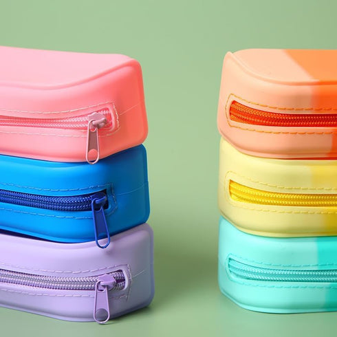 P-40 Daily Contact Lens Organizer, Disposable Lens Dispenser, Water-Resistant Silicone Case for Daily Lens