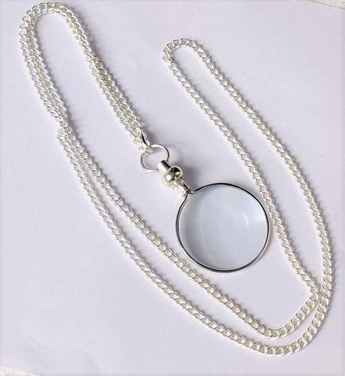 Silver Coated Magnifying Glass with Optical Lens and Beautiful Necklace Chain Monocle for Fine Print