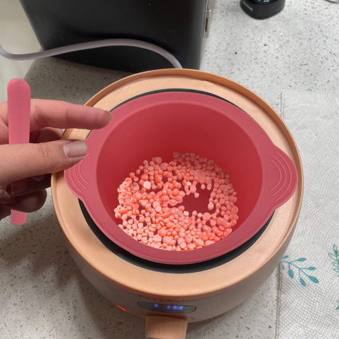 Silicone Wax Bowl For Hair Removal, Replacement Silicone Wax Liner for Wax Warmer Non-Stick Wax Pot with Wax Spatula Sticks(pink)