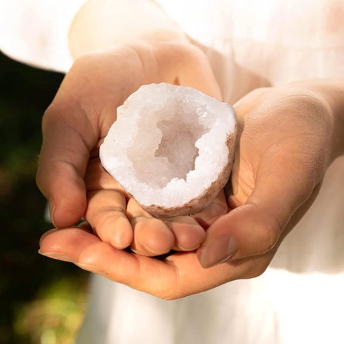 Set QianCannaor Crystals and Healing Stones for Anxiety, Relaxation Spiritual Crystals Gift for Meditation