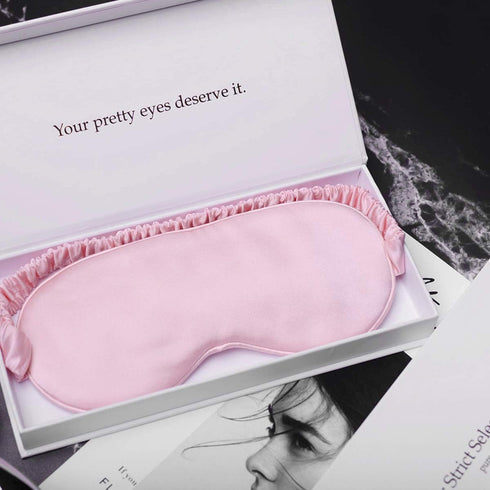 Silk Sleep Mask, Light Blocking Luxury 100% Mulberry Silk Eye Mask with Travel Bag Gift Package