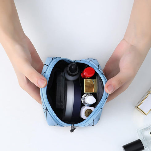 Portable Sanitary Napkin Storage Bag with Zipper | Menstrual Cup Pouch for Teen Girls Women (Blue)