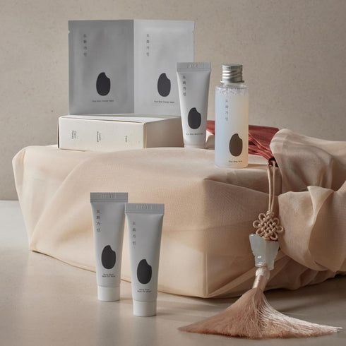 Essential TSA Friendly Travel Kit - Skincare Sample Set with Exfoliating Cleanser, Hydrating Toner, Moisturising Cream