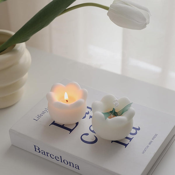 T-shin Lily of The Valley Shaped Scented Candle,80G Aesthetic Flower Shaped Soy Wax