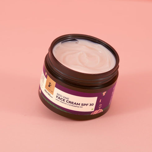 Pilgrim Red Vine Face Cream SPF 30 | Infused with Vitamin C & Rosehip Oil (Pa++++) | Anti Aging Facial Moisturizer Sunscreen | Restores Youthful Glow | 1.76 Oz/50g