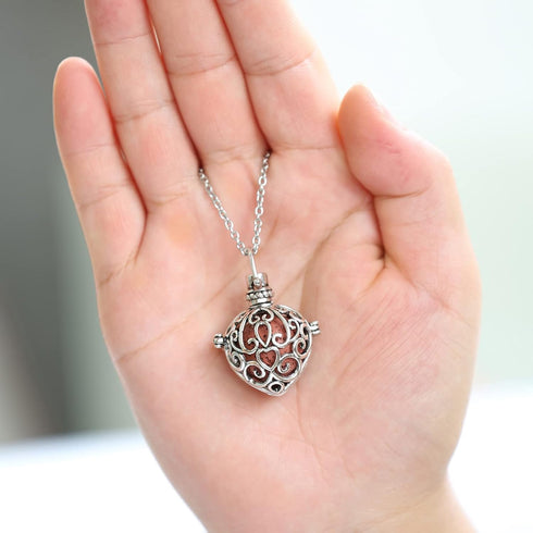 2PCS Aromatherapy Essential Oil Diffuser Necklace, Love Heart and Hollow Ball Locket Pendant for Women