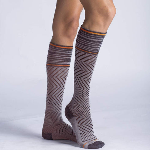 ja vie JAVIE 76% Merino Wool Compression Socks 15-20mmHg - Seamless Toe for Women & Men