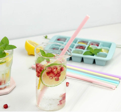 Silicone Straws Reusable Drinking Straw Pack of 6, Soft Beverage Water Drink Straws for 30oz and 20oz Tumblers,