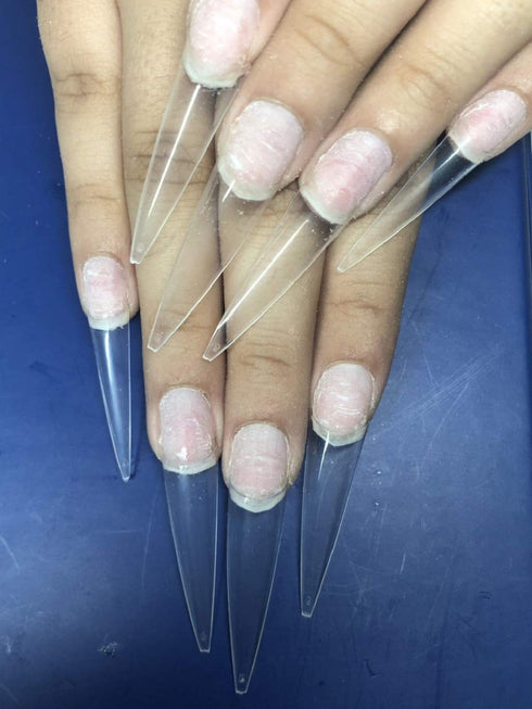 YIMART 600pcs Acrylic Medium Long Stiletto Nail Tips, Easy Coffin Nails Sharp False Nail Art Tips (Clear)