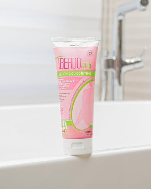 IBERDO PLUS 250 ml Feminine Wash pH Balanced, Antifungal Intimate Soap Cleanser for Women with Hyaluronic Acid, Aloe
