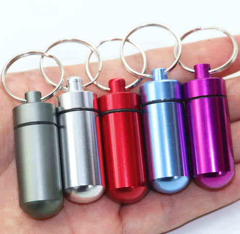 EFFIET 5 Packs Mini Keychain Pill Holder Fob, Waterproof Portable Tablets Container Case for Outdoor Camping