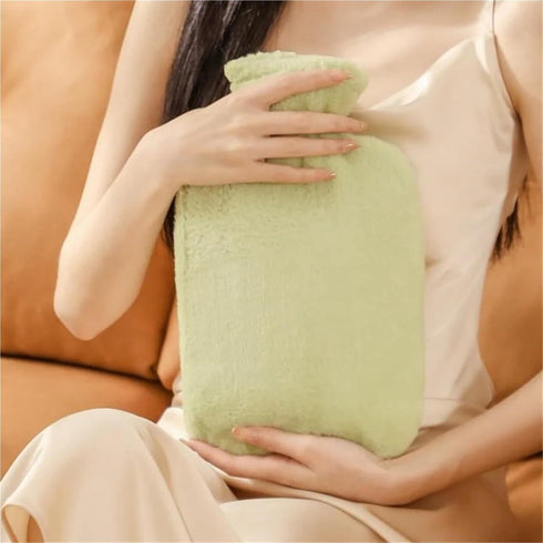 GUOSPIUS 2PCS Pack 2000ml,One Hot BottleHot Water Bottle with Cover Water Injection Rubber Hot Water Bottle Hand Warmer