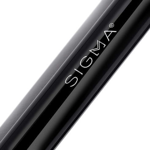 Sigma Beauty Professional E57 Firm Shader Brush, Vegan Eyeshadow Brush for Intense Applications, 1 Brush