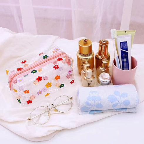 Cute Transparent Makeup Bag, Waterproof Toiletries Storage Bag, Large Capacity Portable Makeup Bag (Strawberry)