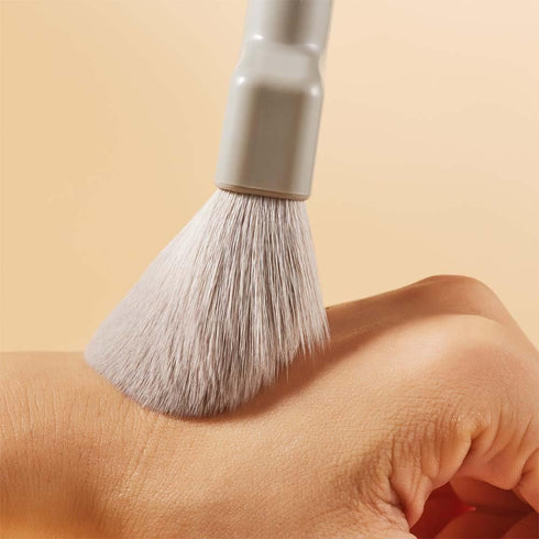 Unique Professional Painter Makeup Brush Set, COSHINE 7pcs Soft Synthetic Wood Handle Cosmetic Brushes Kit