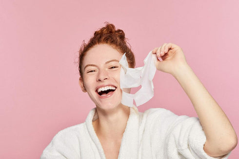 Saturday Skin Spotlight Brightening Mask - Pore Purifying and Hydrating Face Mask for Skin Care (25ml/0.84 Fl Oz)