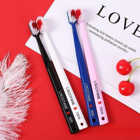 2 Pcs Black and White Heart Shaped Couple Toothbrushes, Eco-Friendly Nano Manual Dental Care Brushes