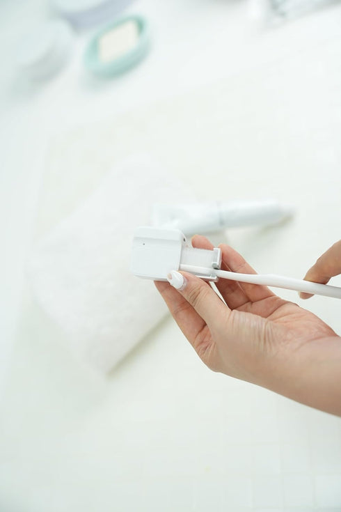 1 Pack White Portable Toothbrush Purifier - Compact and Lightweight Toothbrush Sterilizer for Daily Use