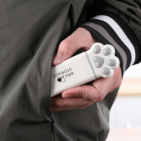LENmzpomA 1pc Pill Organizer, Creative Mini Cat Paw Pill Organizer - Portable Daily Medicine Storage Box