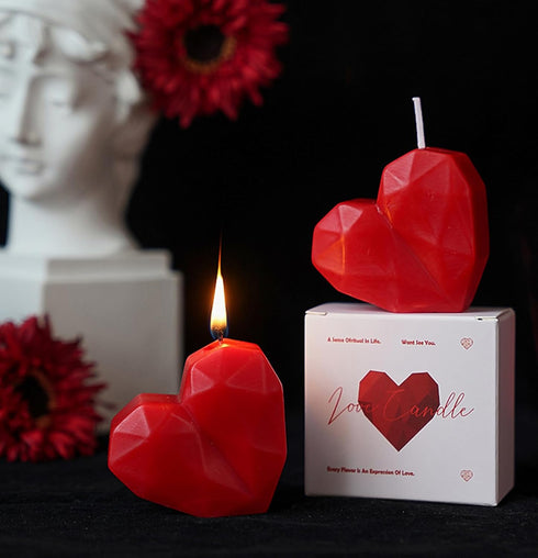 T-shin Candle,60G Love Heart Scented Handmade Aesthetic Carved Soy Wax Aroma Decorative Art Candle for Table Photo Prop