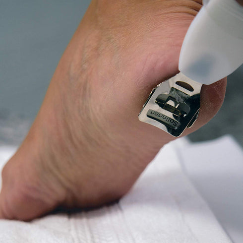 Tweezerman LTD Callus Shaver and Rasp for Smooth Feet