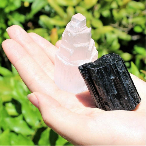 Wixine 2Pcs 1 Selenite Tower & 1 Extra Grade Black Tourmaline - Home Protection Kit Reiki