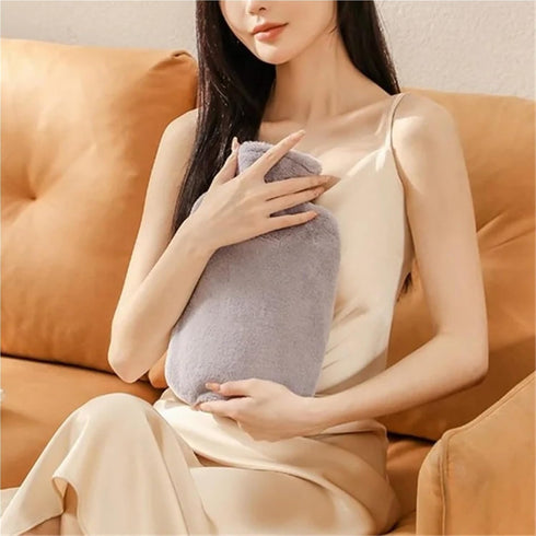 GUOSPIUS 2PCS Pack 2000ml,One Hot BottleHot Water Bottle with Cover Water Injection Rubber Hot Water Bottle Hand Warmer