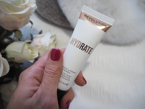Makeup Revolution Hydrate Primer, Lightweight Water-Based Primer with Vitamin E & Hyaluronic Acid, Vegan &