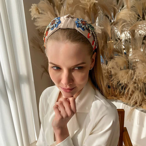 Yusier Baroque Rhinestone Crystal Headbands for Women | Exquisite Embroidered Hair Band Available in 5 Colors (Beige)