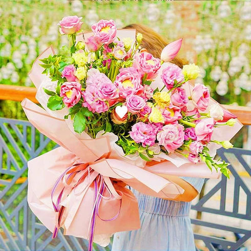 XICHEN 20 Sheets Pure Color Flower Wrapping Paper, Waterproof Gold Edge, 22.8x22.8 Inch (Champagne Pink) for DIY Crafts