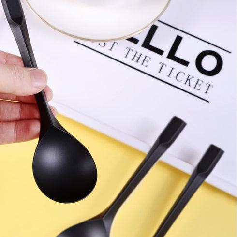 Plastic Dessert Spoons, Disposable Heavy Duty Black Spoons for Party, Office, Restaurants, 100 Pieces