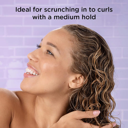 Noughty Hey Curl Scrunching Jelly, 97% Natural Hydrating Frizz Control for Curly Hair, 200ml