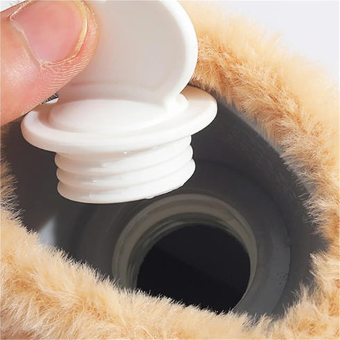 GUOSPIUS 2PCS Pack 2000ml,One Hot BottleHot Water Bottle with Cover Water Injection Rubber Hot Water Bottle Hand Warmer