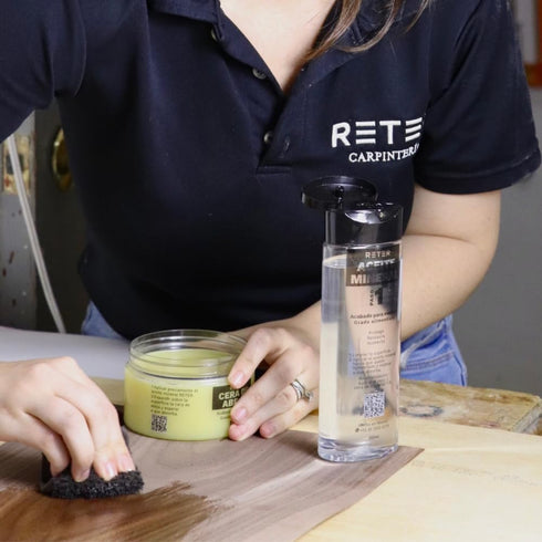 Wood Finish - Kit of Mineral Oil & Bee Wax for Wood Finish - Enhances The Natural Color of The Wood - Wood Polish and Conditioner by RETER