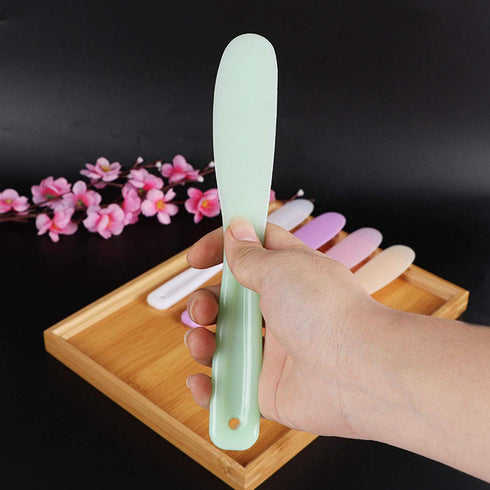 6Pcs Reusable Large Plastic Cosmetic Spatula, Candy Color Mixing Spoon Applicator for Beauty Spa Makeup Tools