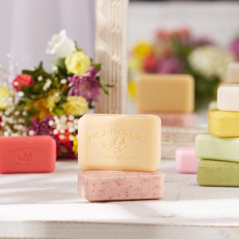 Pre de Provence Artisanal Soap Bar, Enriched with Organic Shea Butter, Natural French Skincare, 8.8 Ounce, Jade Vine