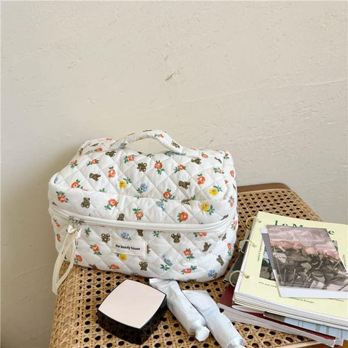 Kawaii Makeup Bag, Cute Floral Storage Organizer with Handle, Aesthetic Cartoon Zipper Toiletry Bag