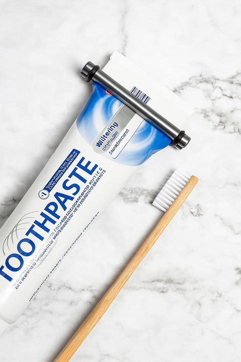 Zeroth Designs 1 Count (Pack 1) Toothpaste Tube Squeezer Roller Dispenser Lightweight Aluminum - for Toothpaste