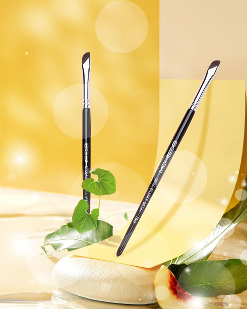 EIGSHOW Eyeliner Brush Gel Eye Liner Makeup Brushes for Precise Eyeliner and Eyebrow Application