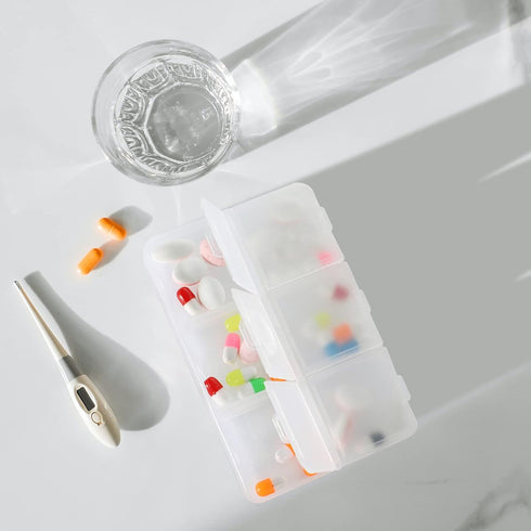 Patelai 3 Pieces Travel Pill Organizer, 6 Compartments Portable Medicine Box with Locking Hole, 3 Colors