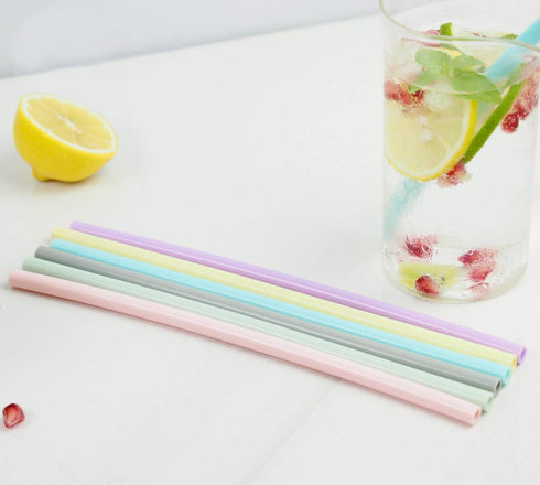 Silicone Straws Reusable Drinking Straw Pack of 6, Soft Beverage Water Drink Straws for 30oz and 20oz Tumblers,
